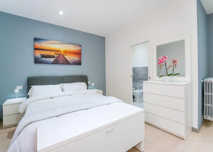 Apartment Silver Dream Cornelia, Elegant With Car Park Rome
