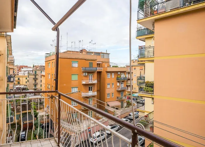 Silver Dream Cornelia, Elegant With Car Park * Rome